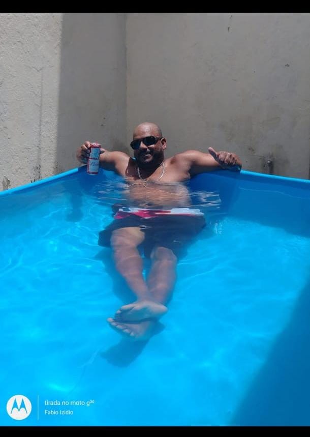 Registro do aniversário de Fabinho no bairro Tabuleiro dos Martins, em Maceió, Alagoas.